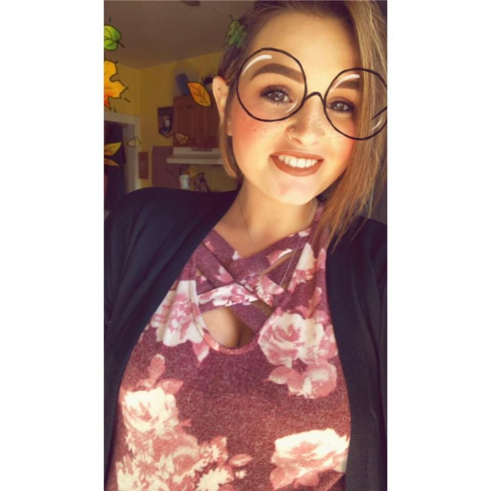 Meet your Posher, Victoria